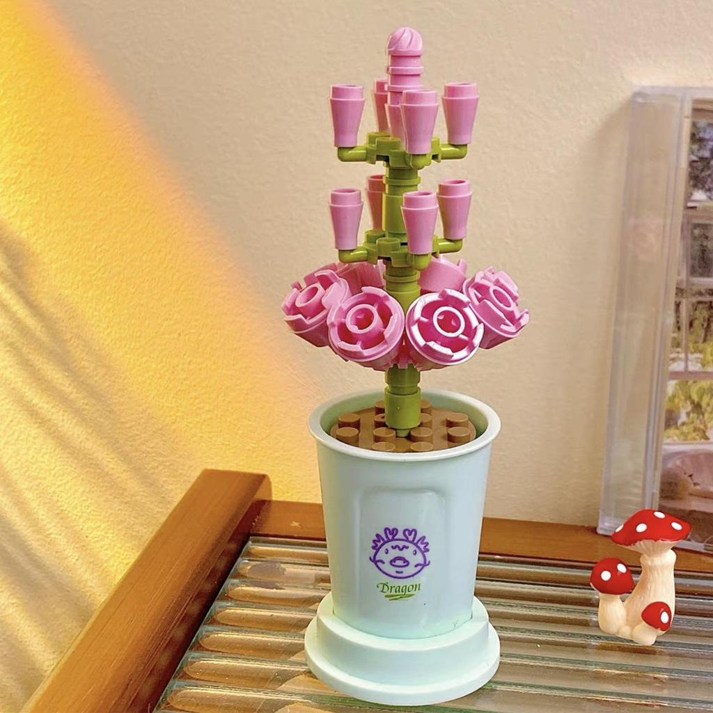 Diamond Horse Flower Block Set: Handmade Eternal Bouquet, Compatible with Lego. Creative Desktop Ornament and Ideal Gift for Girls.