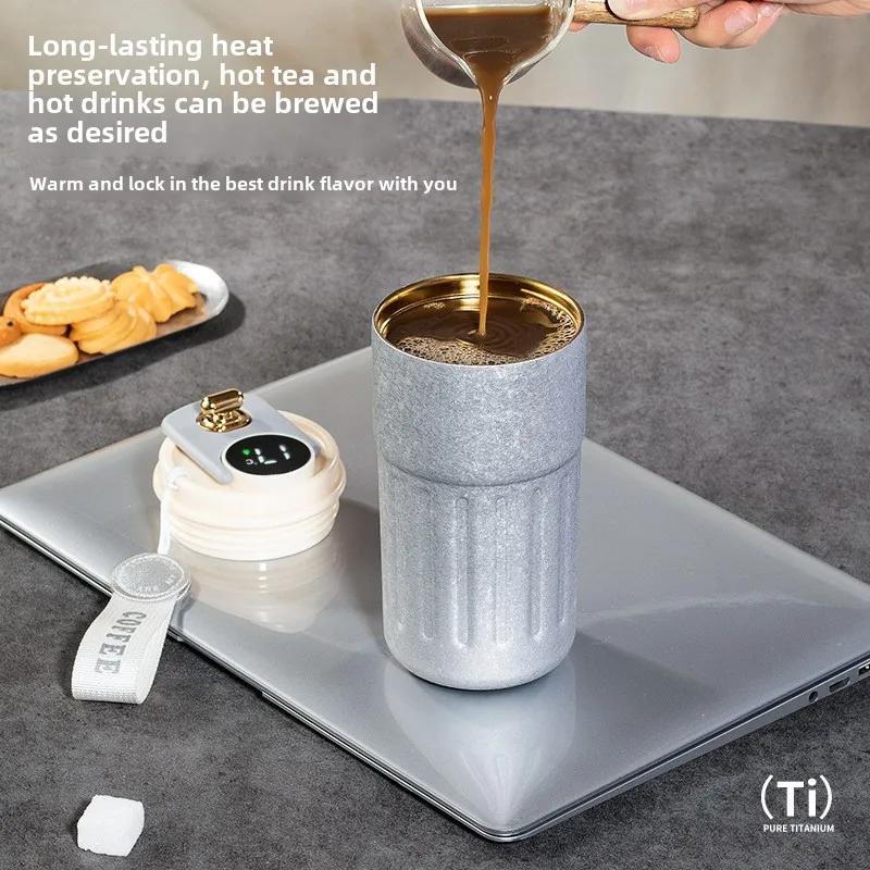 Lätt Lyx Titanium - Ytbehandlad Isolerad Kopp: Hög - Estetisk, Rymlig, Ultrafotbar, Perfekt för Kaffe