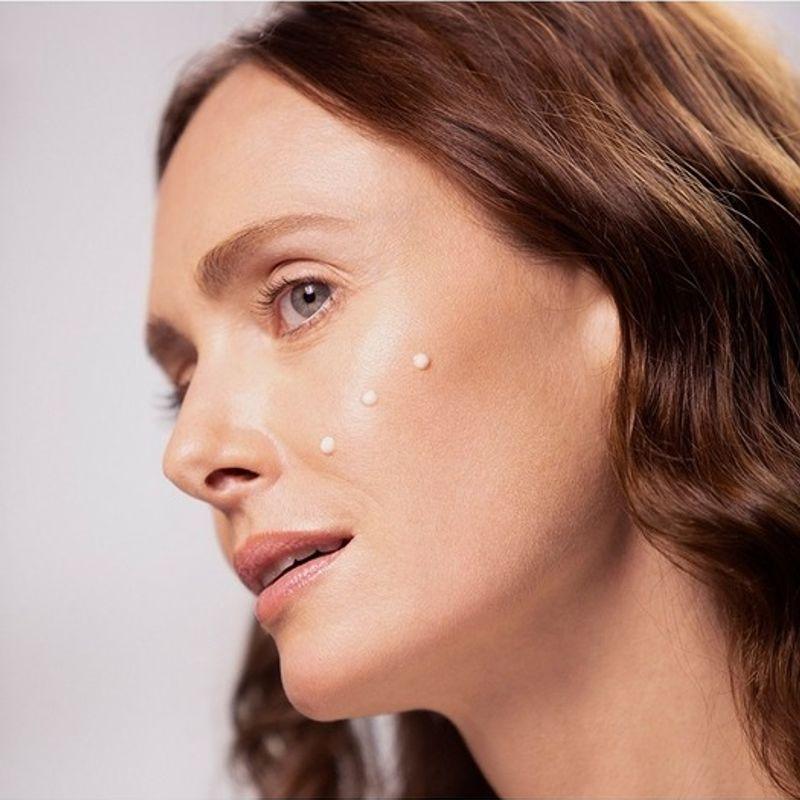 Sisleia L'Integral Anti-Age Radiance Serum 30ml (complexion Improvement Essence)