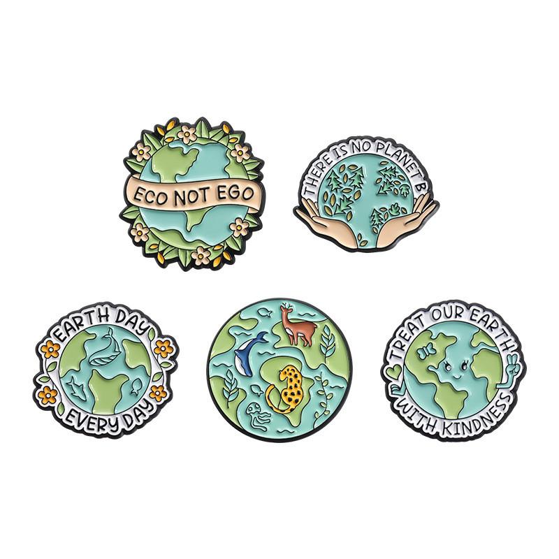 Ocean Eyecatching Green Brooch Fun Cartoon Design For Stylish Fashion Ecofriendly