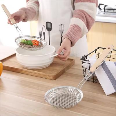 Stainless Steel Skimmer, Wooden Handle, Fine Mesh Perforated Filter, Kitchen Tool for Filtering Grease From Noodles and Hot Pot