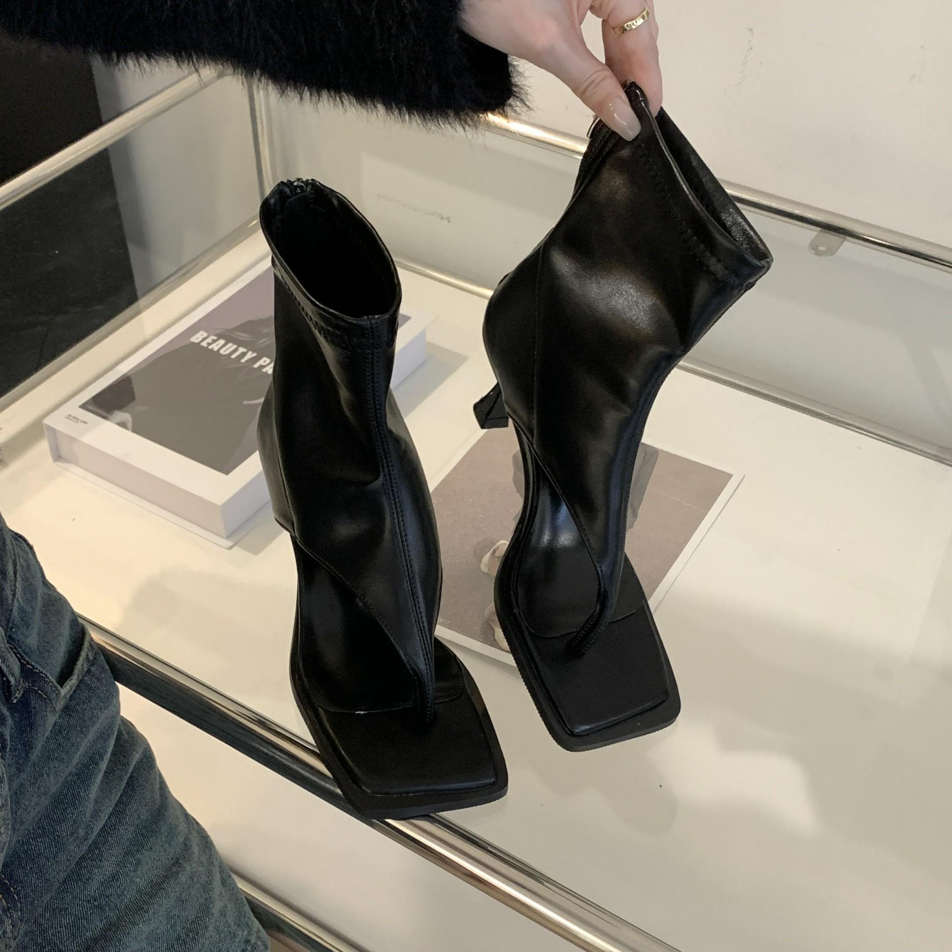 

Женские модные босоножки на шпильках с открытым носком, летние ботильоны, облегающие короткие сапоги с квадратным носком 39 чёрный