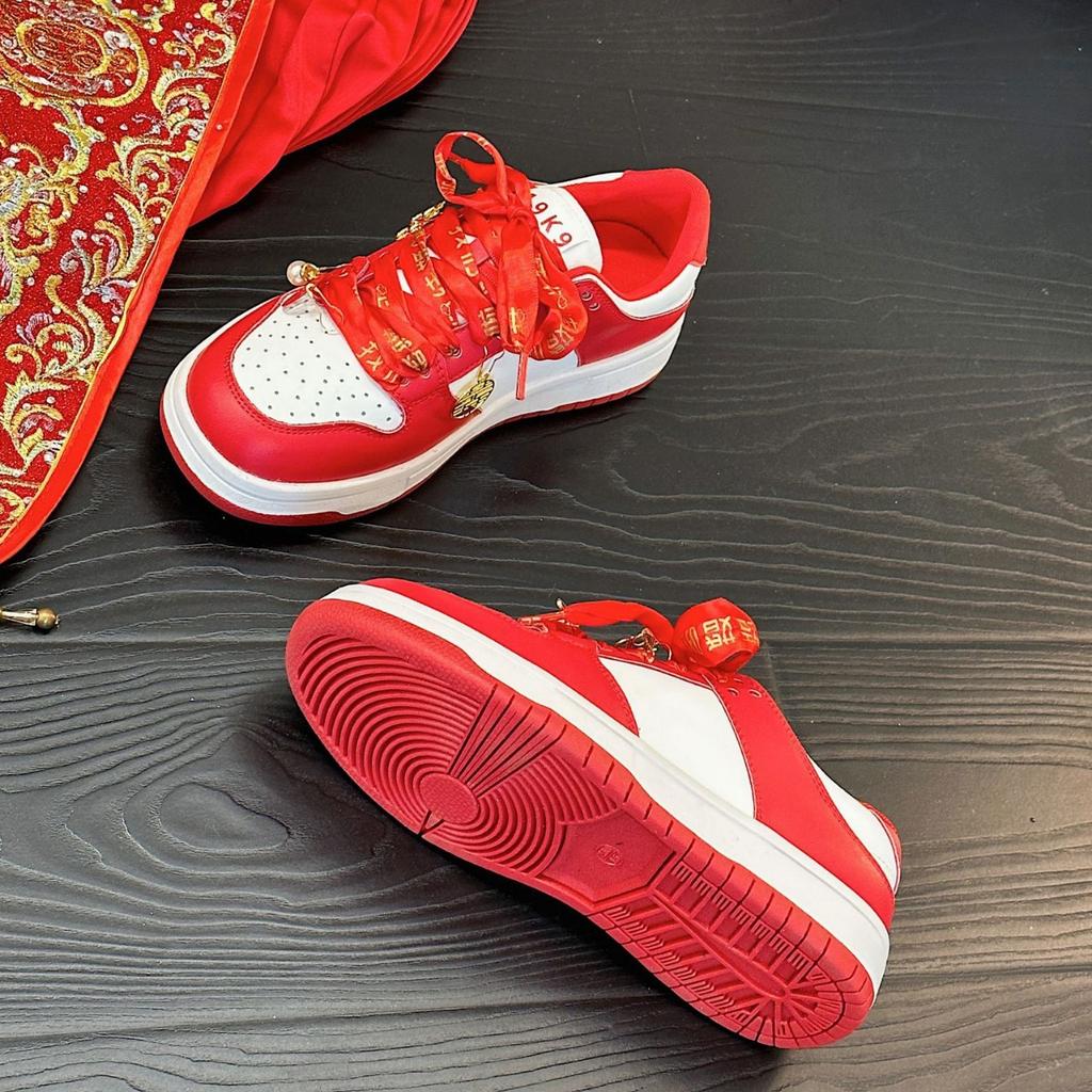 Hanfu Red Xiuhe Wedding Shoes 2025 New Bridal Shoes Are Not Tired of Thin-soled Leather Casual Bridesmaids Bridal Board Shoes