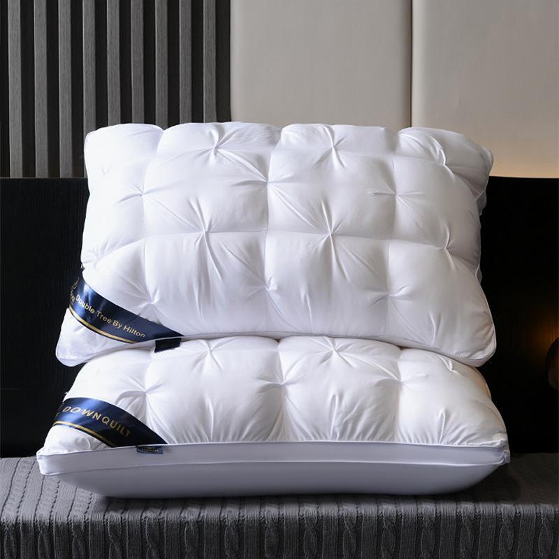 

Подушка-подголовник из перьевого бархата - Взрослая, не сминающаяся, дизайн «скрученный цветок» 45x70 Low Pillow