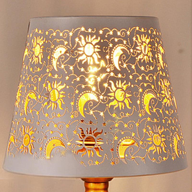 Lamp Cover Carved Flower Pattern Modern Style Easy Installation E27 White/Black Iron Lamp Shade for Home Bedroom Living Room