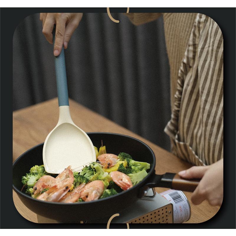 Silikonowe przybory kuchenne Naczynia Łopatka nieprzywierająca Naczynia kuchenne Chochla Trzepaczki do jajek Łopata Łyżka do zupy Zestaw naczyń kuchennych Narzędzia kuchenne