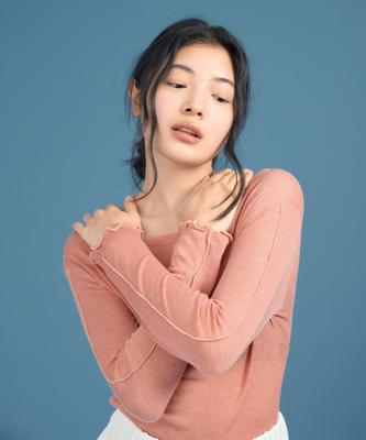 DHYANI Delicate Line Tee (Blush Coral)