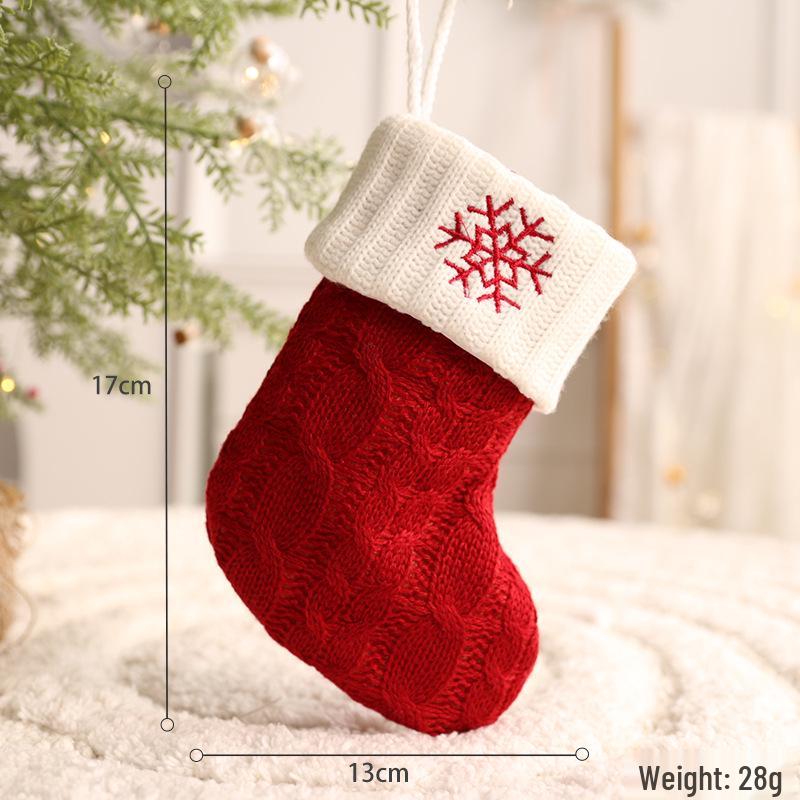 26-Letter Knitted Red Christmas Stockings - Festive Holiday Hanging Decorations