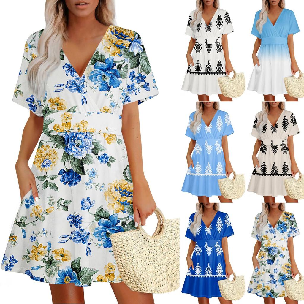A Summer Short-sleeved Casual V-neck Floral Pocket Dress For Women