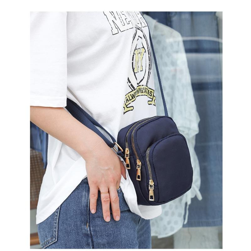 New Women Casual Shoulder Phone Bag Lightweight Crossbody Small Bag Waterproof Nylon Coin Purse Mini Women Bag