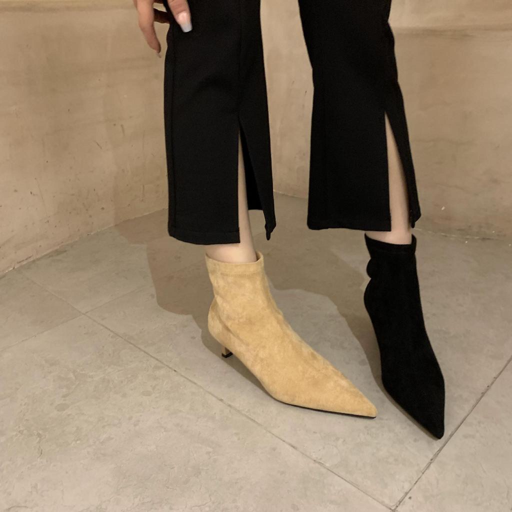 2025 autumn and winter pointed thin heel elastic boots Internet celebrity thin boots medium boots matte high heel velvet commuter short boots women
