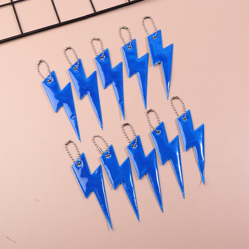 10Pcs Reflective Lightning Keychain High Brightness Reflective Night Keyring Portable Night Safety Key Chain Student Bag Pendant