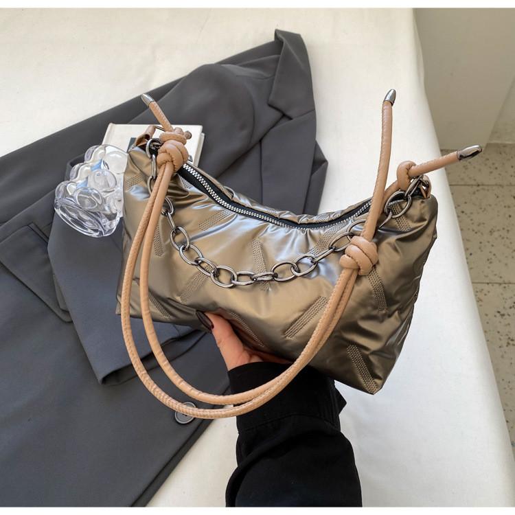 Winter Street Fashion Chain Underarm Shoulder Bag With Trendy Car Line Element золотой