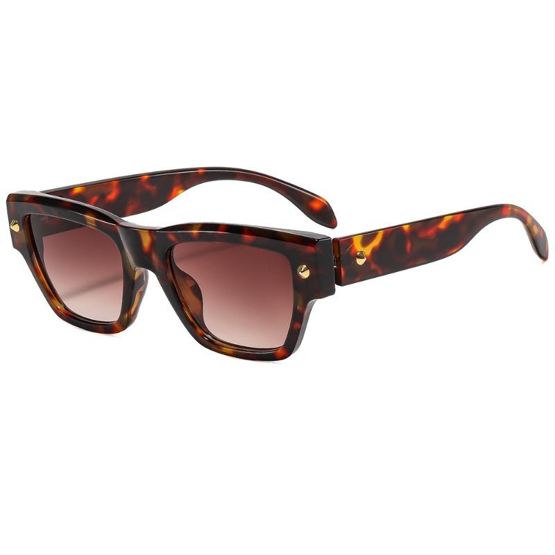 New Retro Square Black Sunglasses for Men Women Outdoor Protection Gradient Shades UV400 Classic Trendy Driving Sun Glasses