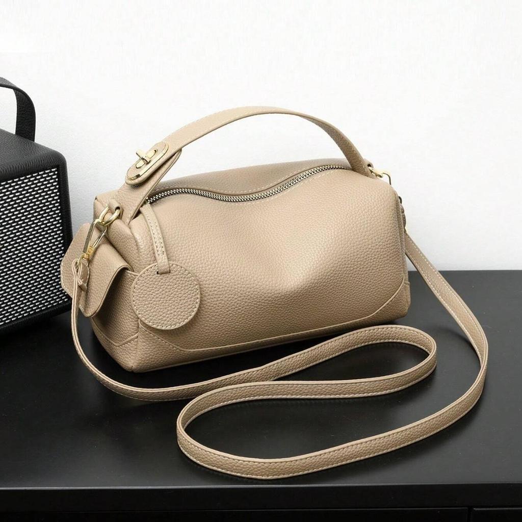 Women's Large Capacity Commuting Light Luxury Soft Leather Bag, Niche Pillow Bag, European Style Hand-held Crossbody Women's Bag