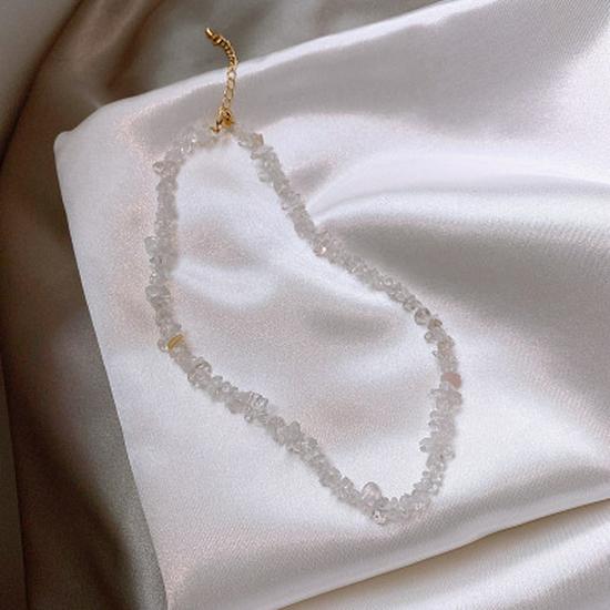 

Irregular Crystal Choker Necklace - Elegant Design for Women