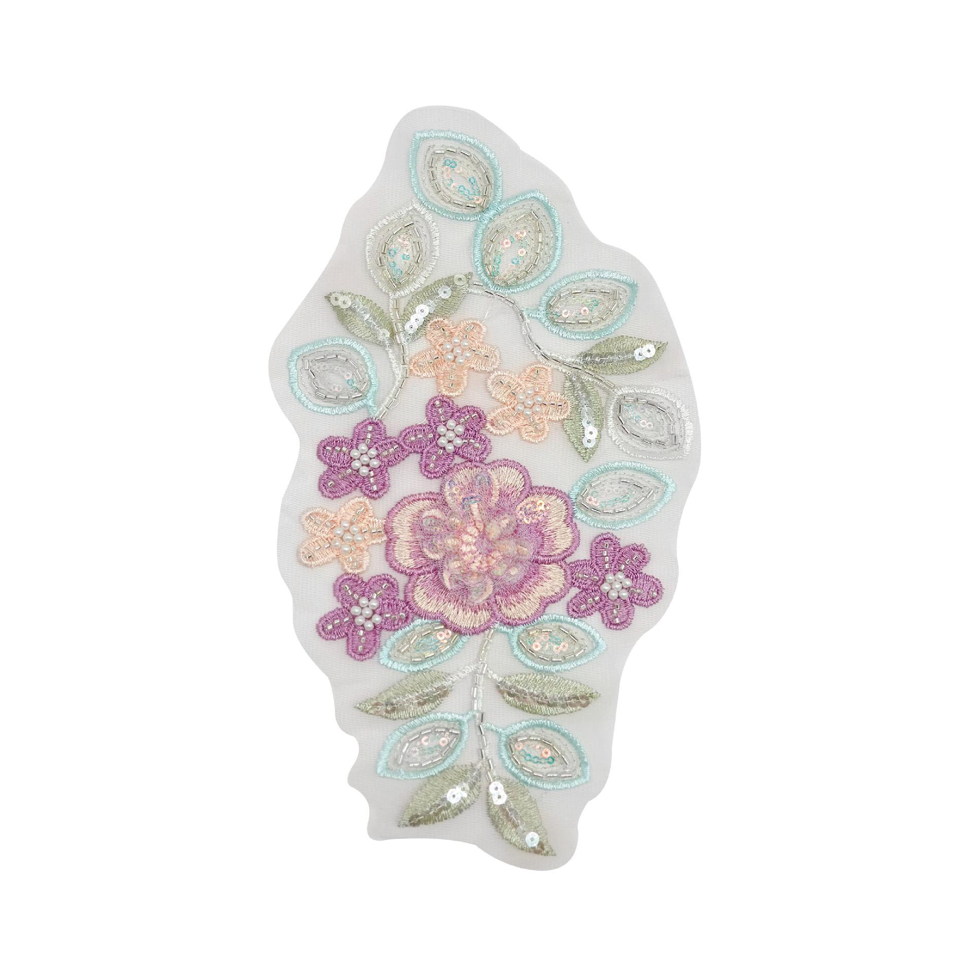 

Exquisite Ethnic Style Colored Bead Sequins Embroidered Cloth Stickers Hanfu Cheongsam Horse Face Skirt Clothing Accessories Decorative Accessories H2226 Type A