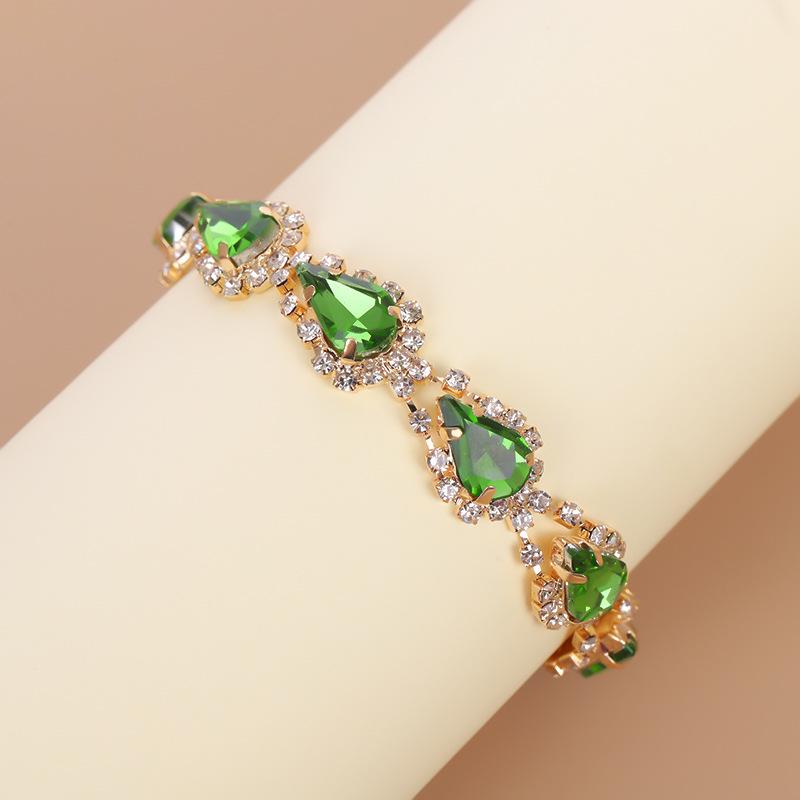 

Элегантный женский браслет с разноцветным цирконом: Искрящийся браслет-манжета в стиле легкой роскоши, инкрустированный бриллиантами