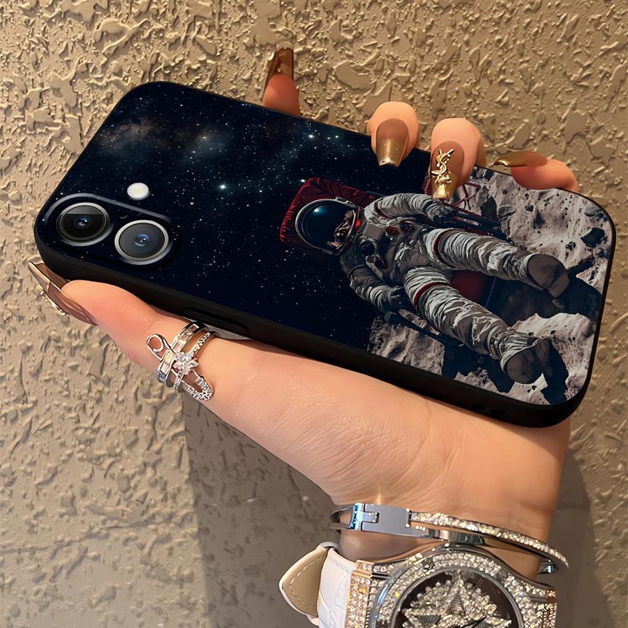 Cartoon Astronaut Art Funda Phone Cover Case for Apple iPhone 17 Pro Max Air 14 13 11 16 XR XS MAX 12 15 Pro 7 8