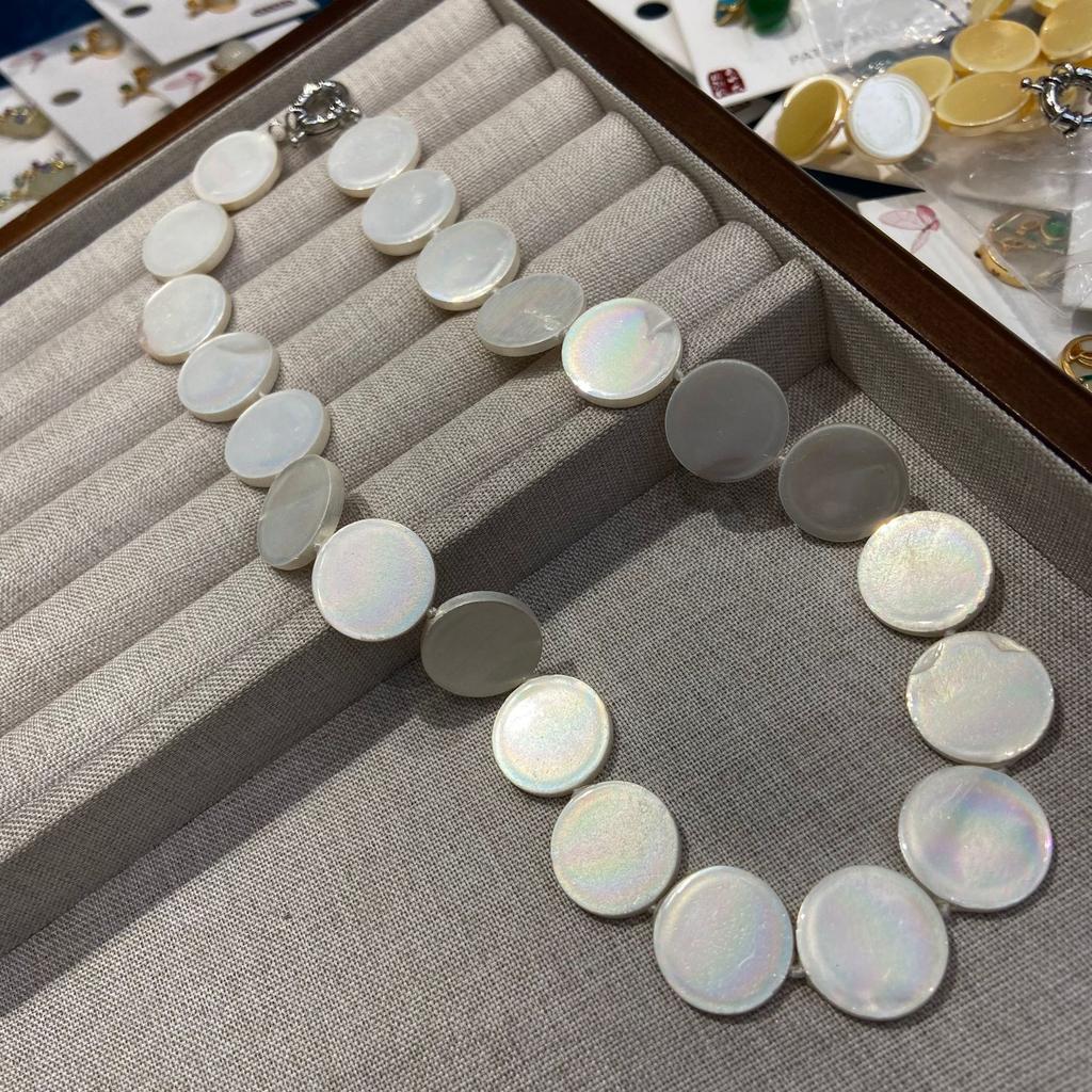 Simple Niche Diameter 18 Natural Shell Disc Necklace Women, Vacation Beach Wind Versatile Collarbone Chain Accessories