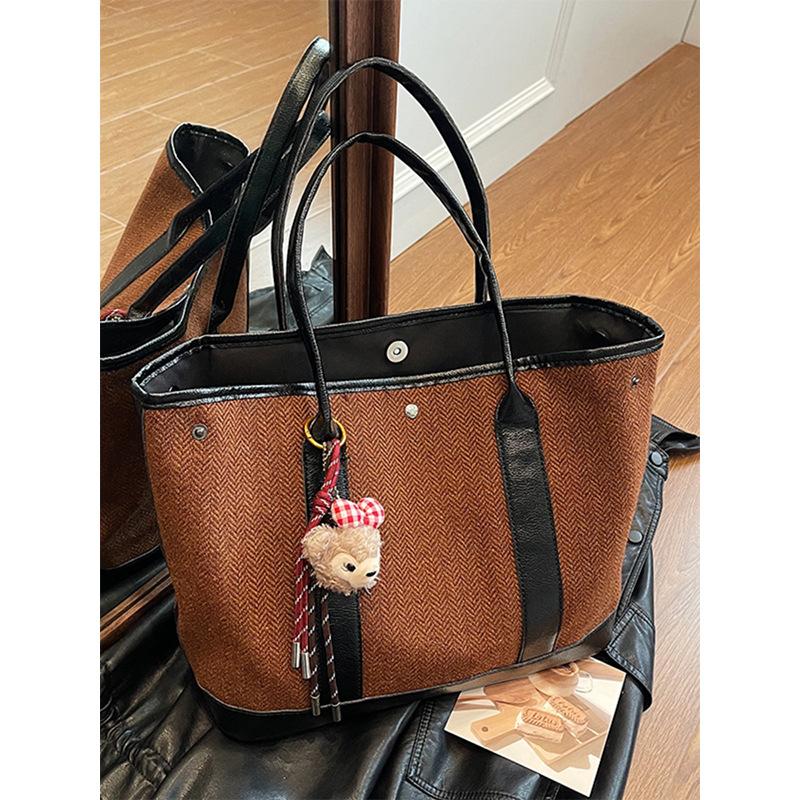 Niche Designer Autumn and Winter New Women's Bags Fashionable and Elegant Wool Handbags  One-shoulder Shopping Bags, Tote Bags