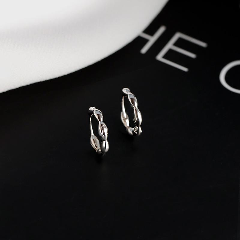 Rice Grain Ear Buckle Earrings Ins Cold Wind Niche Design Sense Simple Temperament Plain Ring Earrings