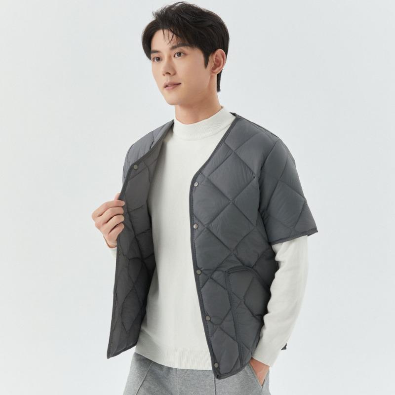 

New winter men s short-sleeved double-sided light and thin warm home cotton-padded clothes men s cotton-padded clothes top 2455 M (within 110-60 kg)