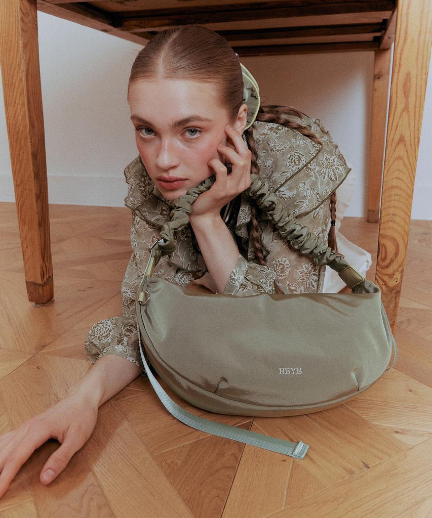 Bbyb Noi Ruffle Medium Shoulder Bag (Khaki)