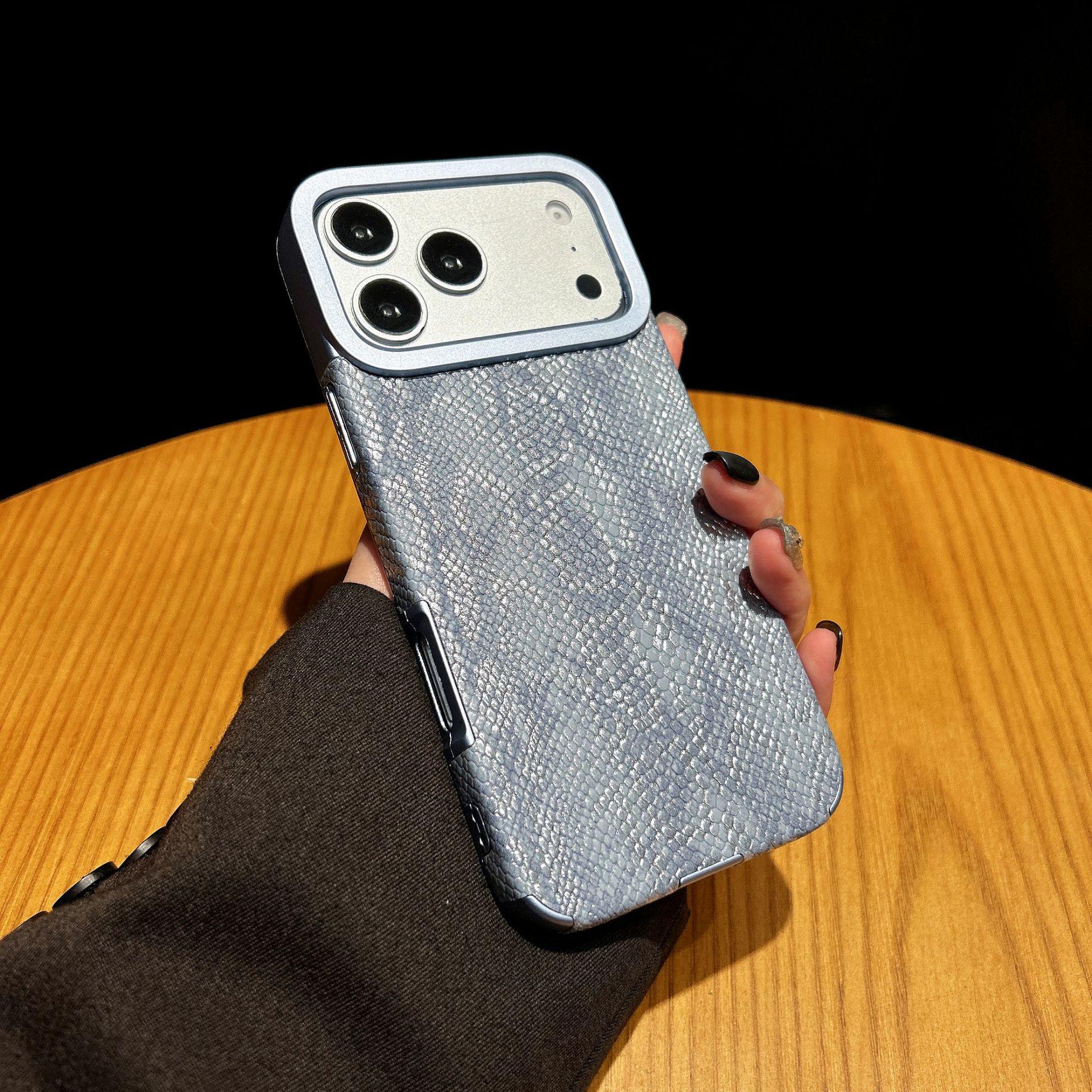 Luxury Snake Skin Texture Magnetic Metal Phone Case for Apple iPhone 17 Promax 16Pro синий