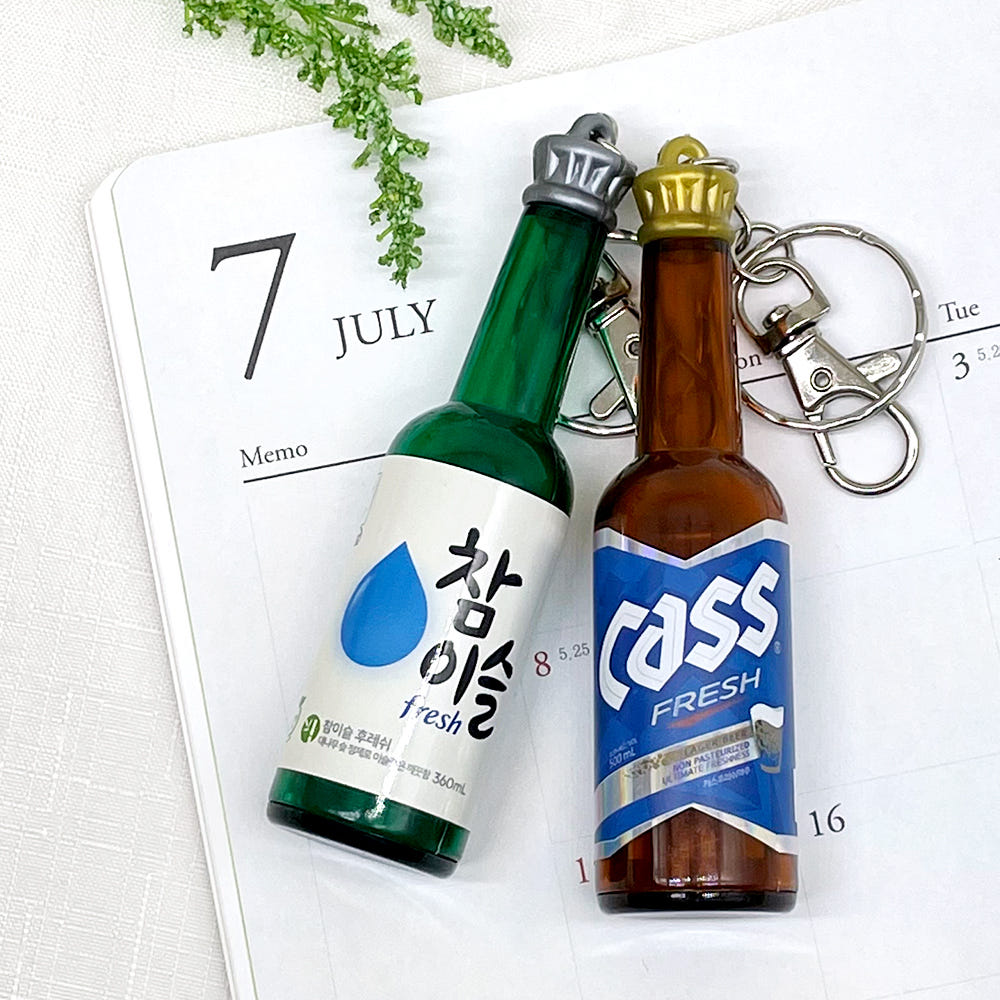 Koreaanse Soju en Bierflesje Sleutelhanger 3-Delige Souvenir Set
