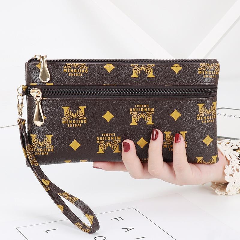 Clutch Bag New Women's Wallet Fashion Versatile Casual Mobile Phone Bag Women's Change Bag Simple Small Square Bag
