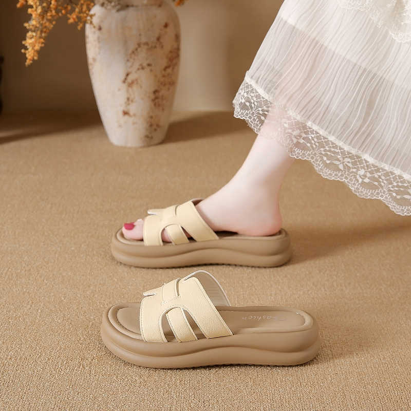 Fashion Strips Light Women Sandals Models Sport Slipper Shoes Luxury Brands Sneakers Skor Sneskers Sneackers Boty Luxus Lofers