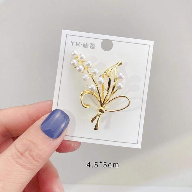 Exquisite Brooch Corsage Pin Fixed Clothes Accessories Anti -Light Buckle Flowers Animal Imitation Pearl Zircon Brooch