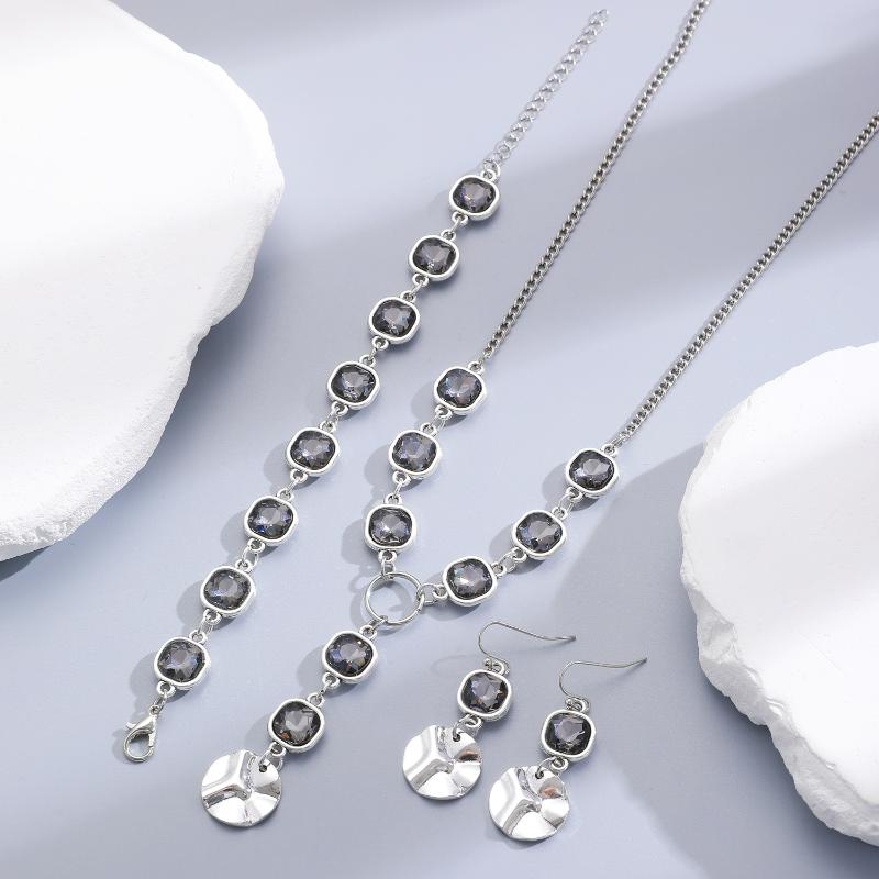 Fashionable Square Black Diamond Necklace Set Simple Geometric Inlay Splice Earrings Bracelet Necklace Jewelry Accessories Gifts