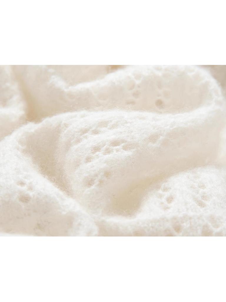 2025 Slimming Solid Color Cashmere Cardigan - Hollowed-Out, Age-Reducing, Versatile Women's Commuter Top