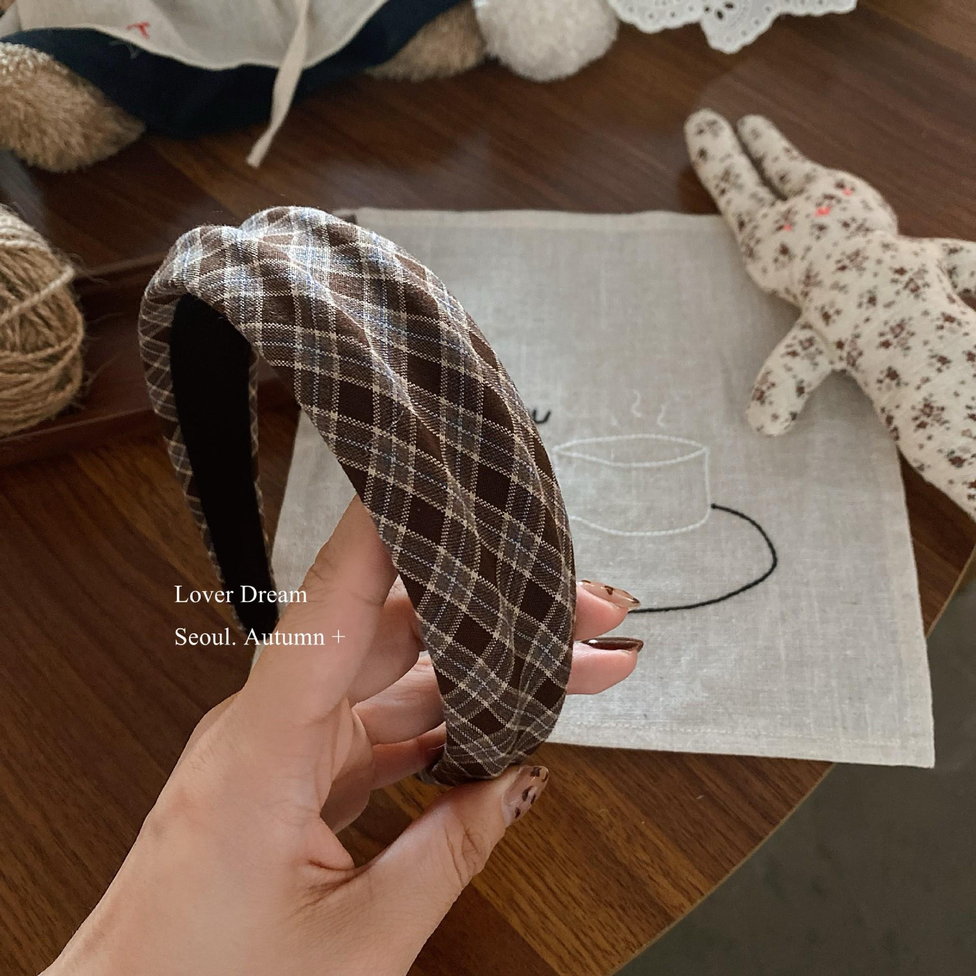 

Korean Autumn Winter Floral Plaid Headband Girls Elegant Fashion Brown Checkered Fabric Hairband Vintage Sweet Hair Accessories