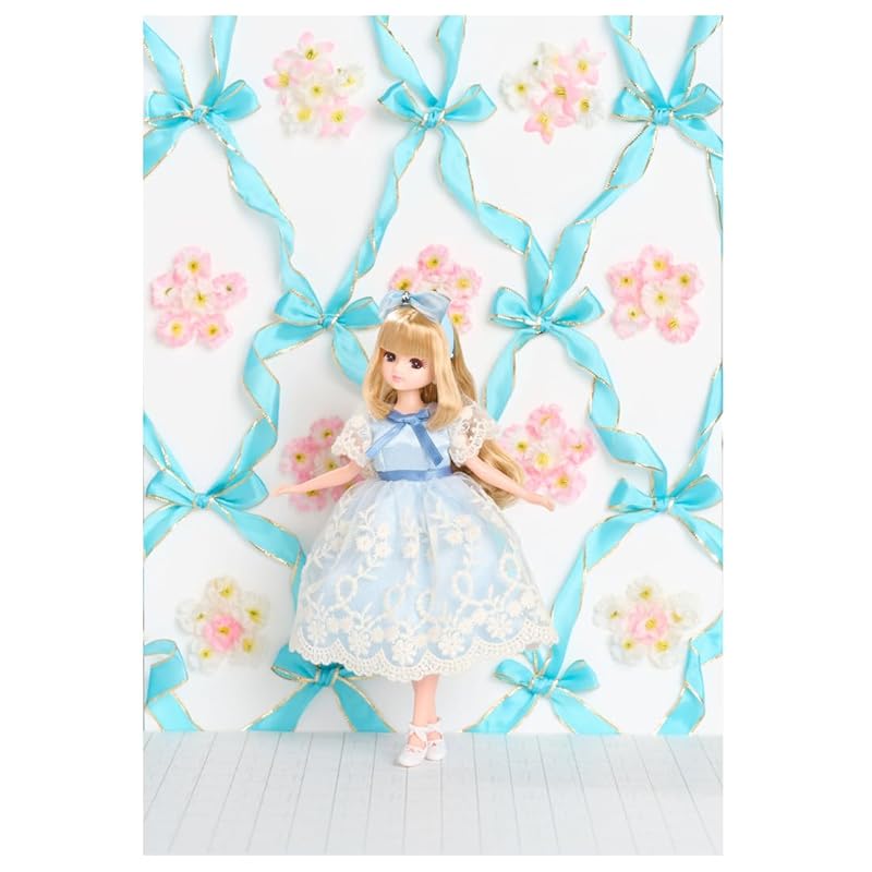 Takara Tomy Licca-chan Doll LD-09 Classical Blue Ribbon Dress-up Pretend Play Toy (Ages 3 and up)