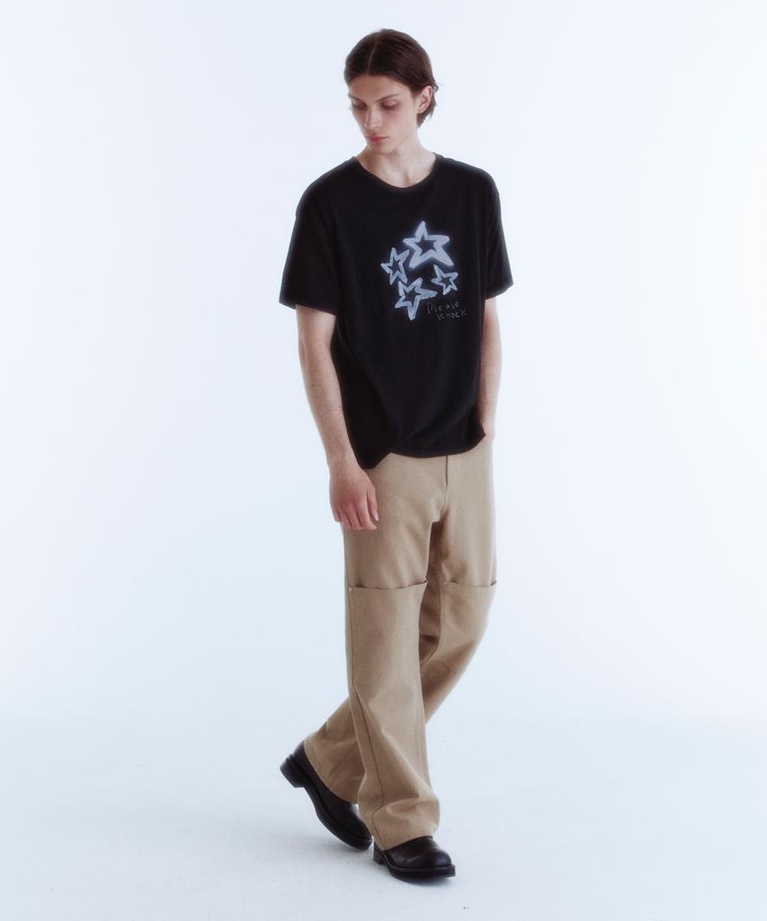 KINETO Star Shine Embossed Print T-Shirt_Black