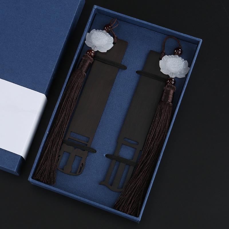 Rosewood Bookmark: Retro Chinese Style Gift for Students - Artistic Ancient Design, Custom DIY Option