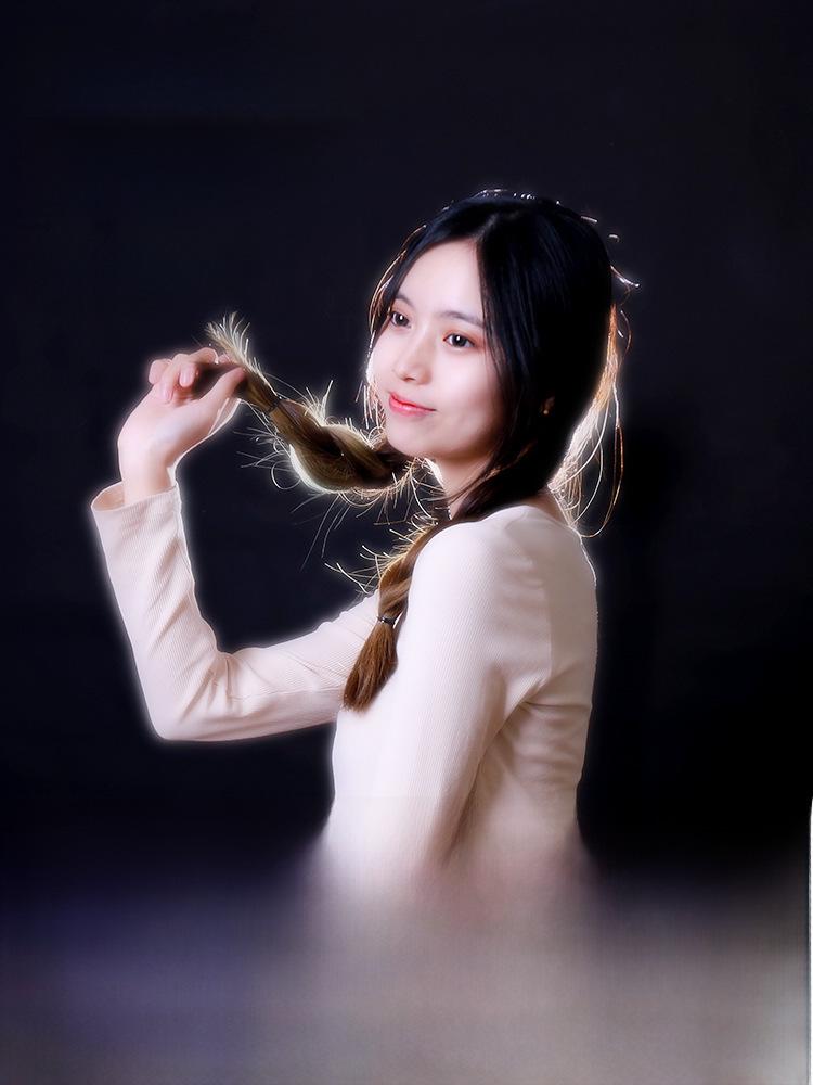 Hair Fill Light for Broadcast: Ambient Spotlight & Backlight