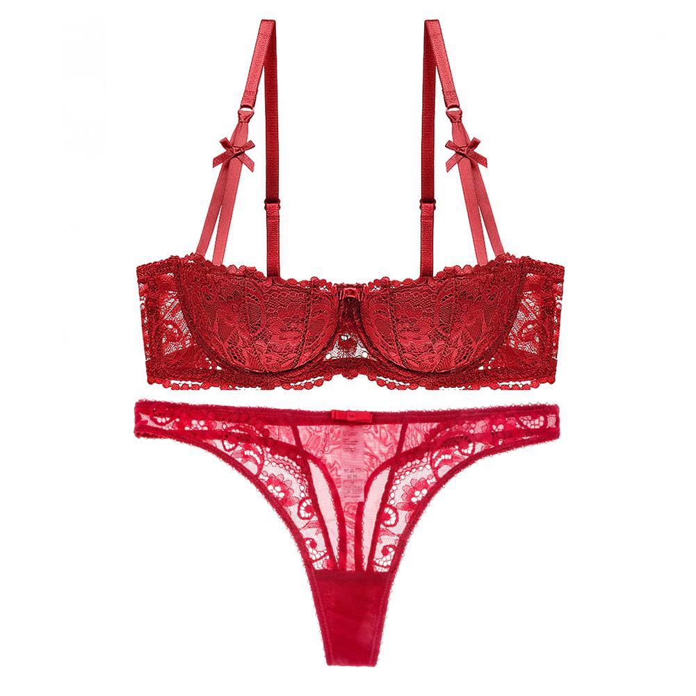 

Комплект женского нижнего белья,бюстгалтер +стринги 42D красный