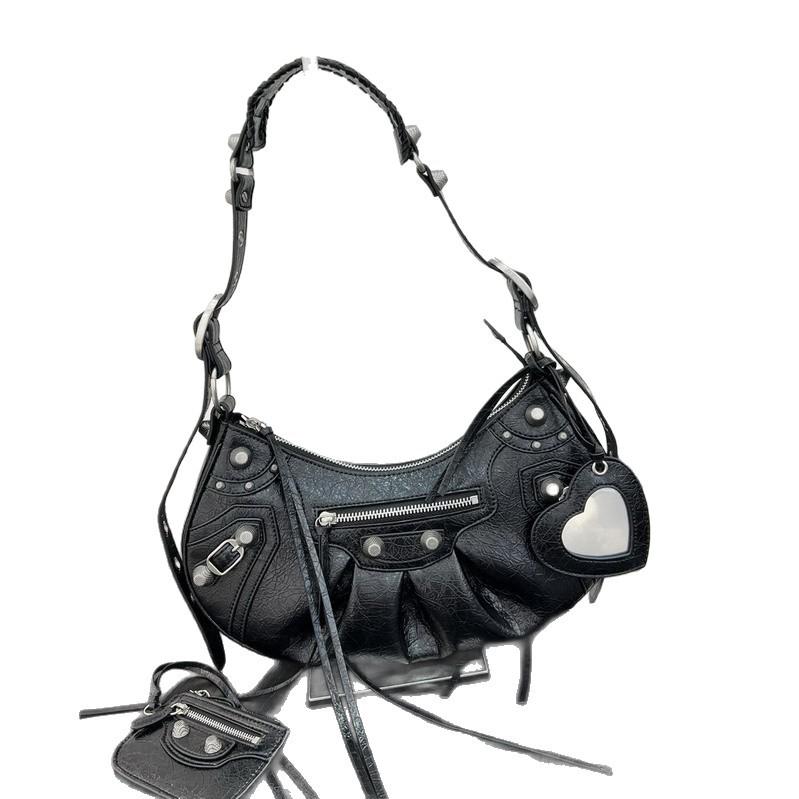 New high-end locomotive bag pleated rivet crescent bag Spice girl bag crossbody shoulder handbag bag female
