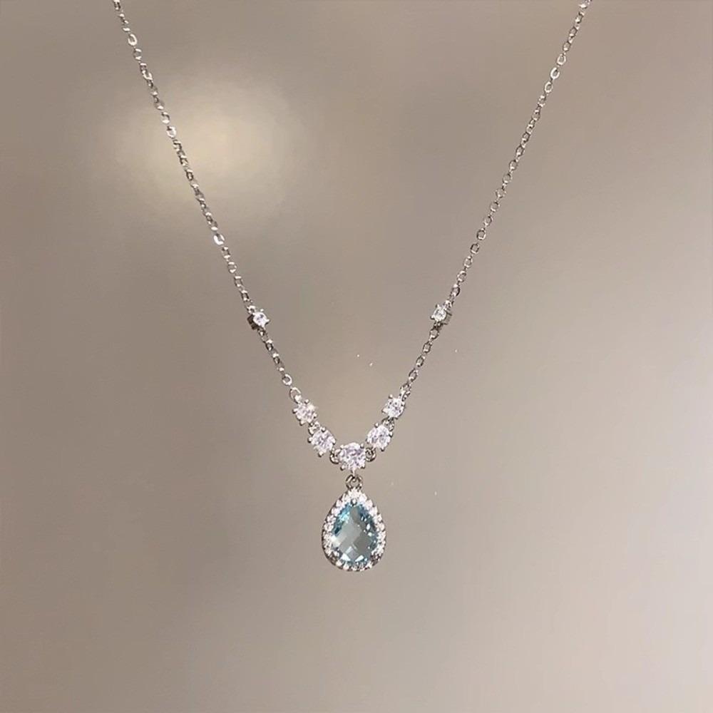 Minimalist Water Drop Shape Zircon Necklace Alloy Jewelry Clavicle Chain Crystal Pendant Necklace Daily Wear