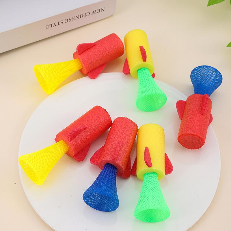 Hüpfende Federraketen Spielzeug Eva Hüpfender Werfer Partygeschenke Pinata Füllungen Geburtstagsgeschenke Klassenzimmerpreise Goodie Füllungen Geschenk