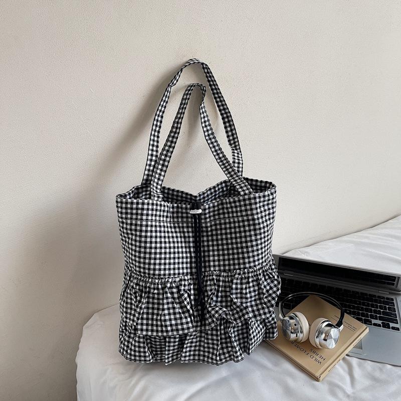 

Across Cute College Style Plaid Canvas Bag Women s New Large Capacity Lace Tote Bag чёрный