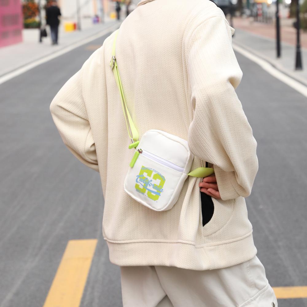 Versatile Vertical Mobile Phone Bag Premium Nylon Messenger Bag Mini Small Bag Sale
