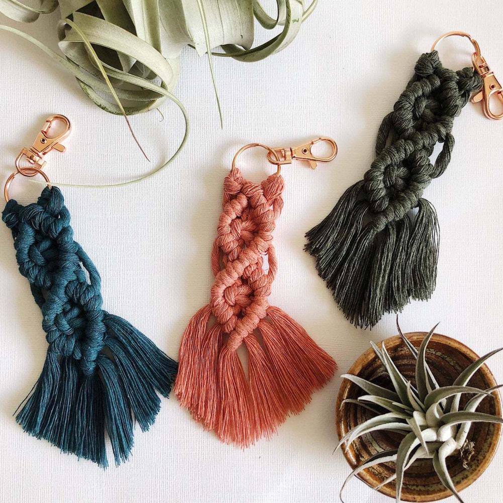 Vintage Hand Woven Macrame Key Chain Knitted Tassel Metal Buckle Key Ring Bohemian Style Car Keychain Bag Pendant Women Gift