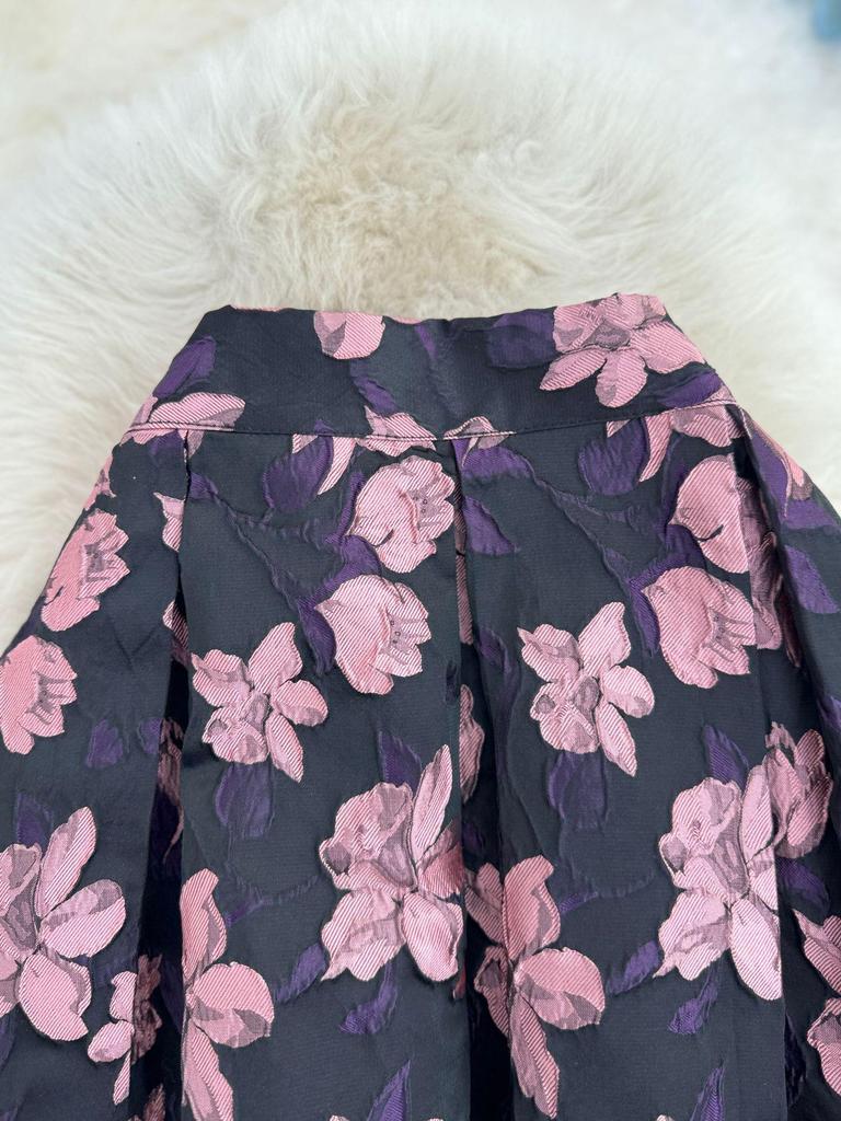 2026 European Spring Embroidered Midi Skirt with Light Luxury and Large Hem for Women