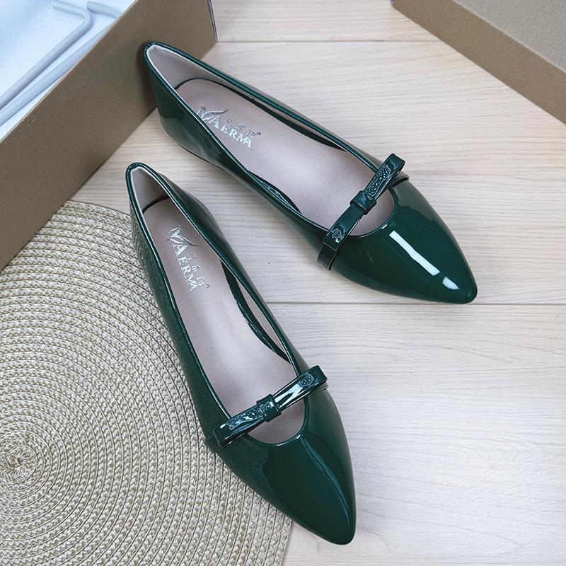 Fashion Butterfly Flat Shoes for Women Spring and Autumn 2025 Mary Jane Shallow Mouth French Retro Pointed Toe Plus Size Women's Shoes