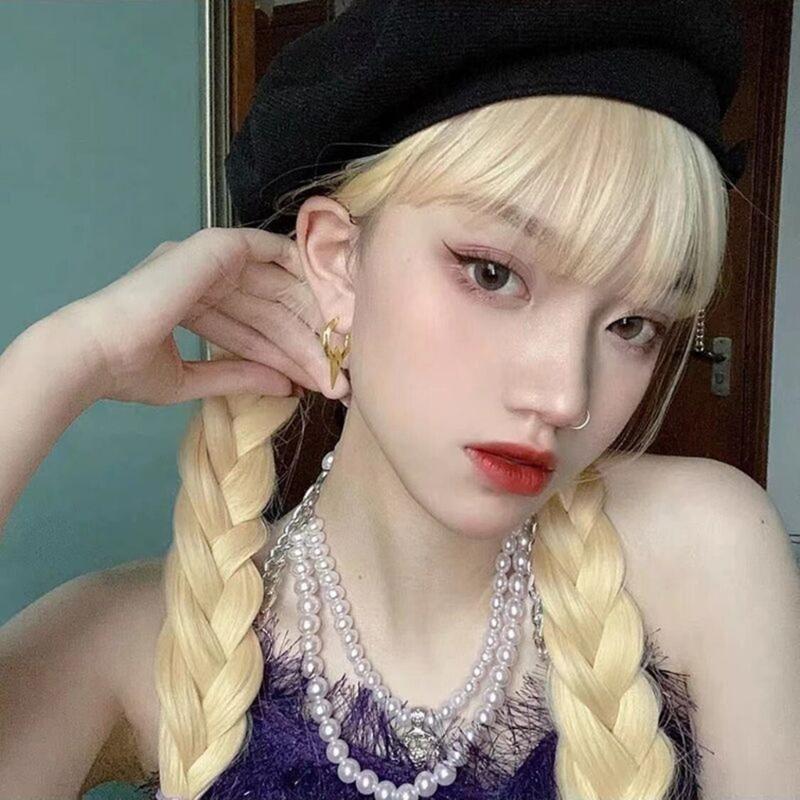 Punk Rock Men Women Taper Spikes Rivet Huggie Hoop Earrings Gold Silver Color Small Geometry Ear Hoop Jewelry Accessory